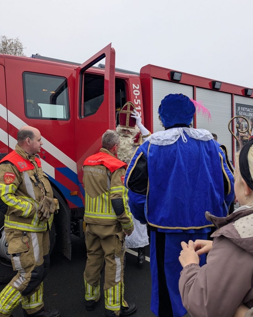 Bedankt aan alle sponsoren van de Sinterklaasintocht Wijk en Aalburg!