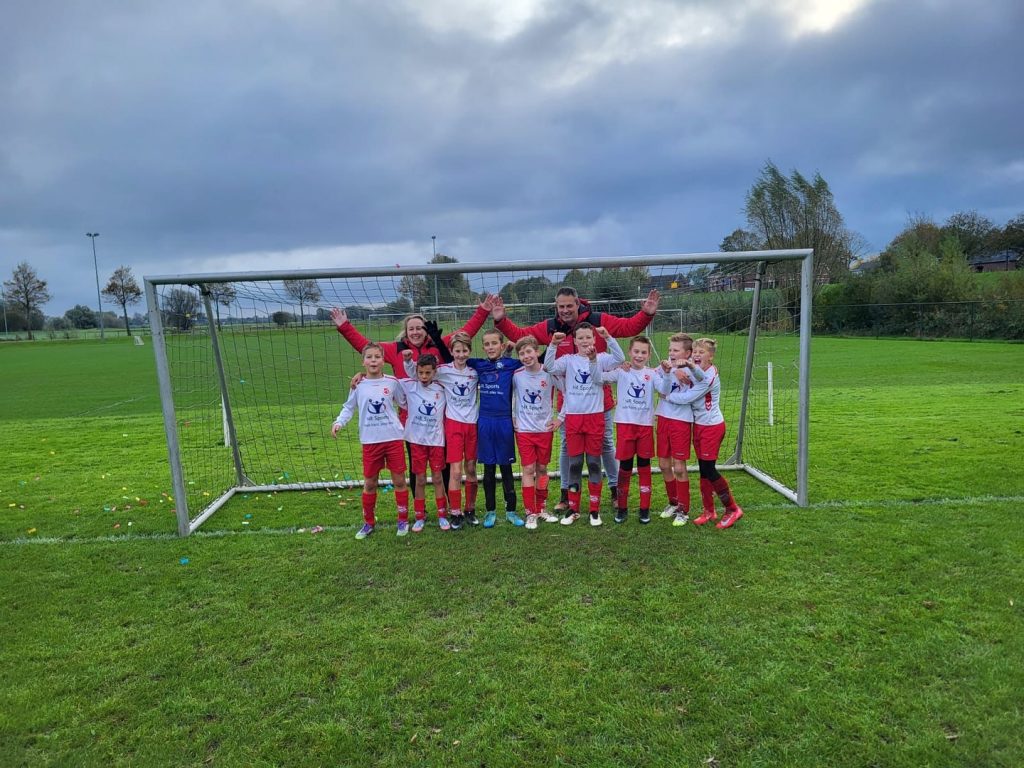 NOAD'32 JO12-1 KAMPIOEN!