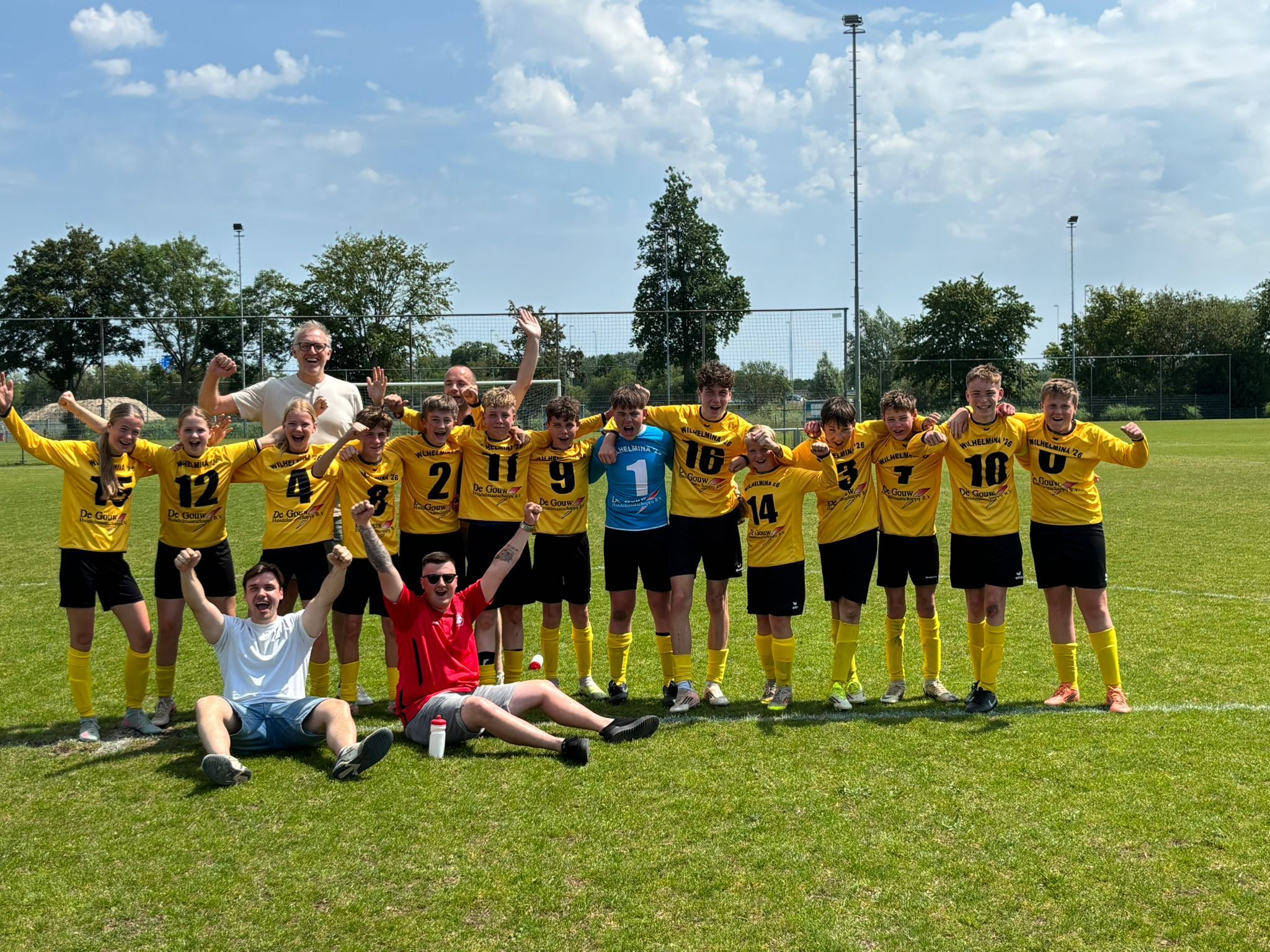 ST Wilhelmina'26/NOAD'32 JO14-1 Kampioen!!